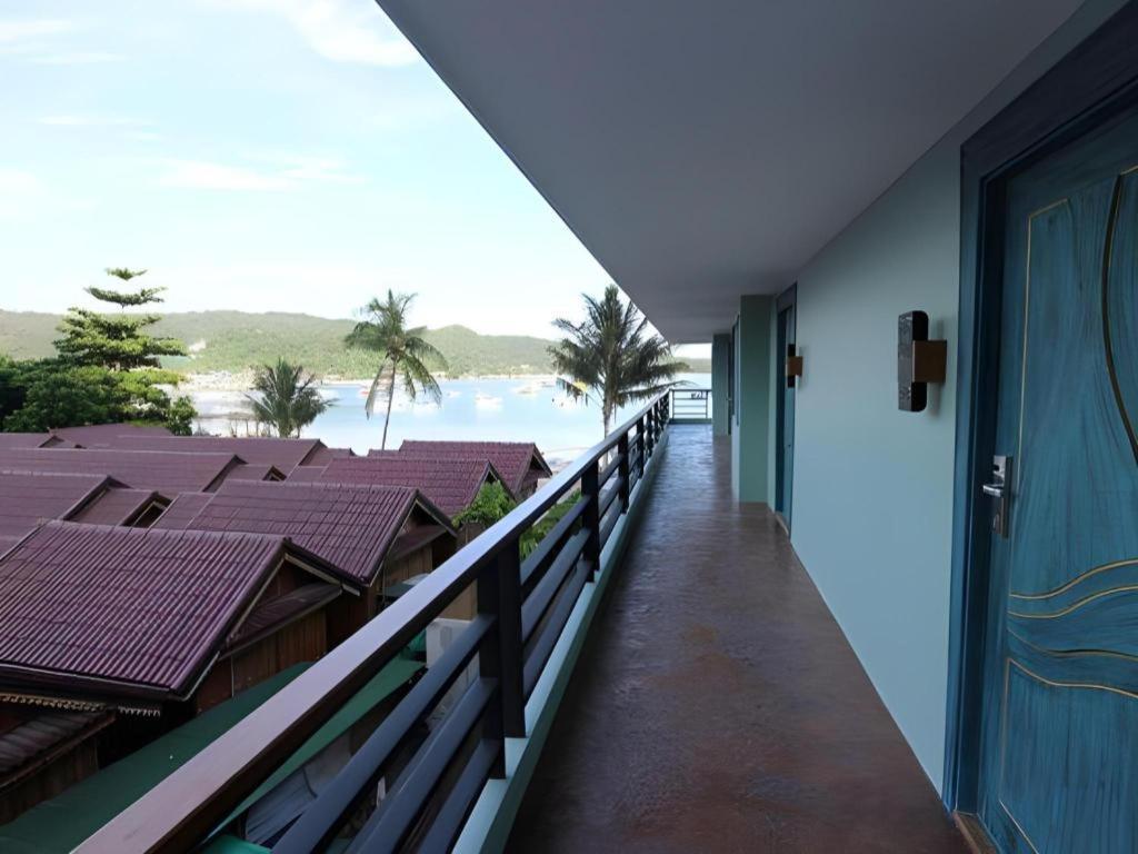 Phi Phi Nice Beach Hotel Hip Экстерьер фото